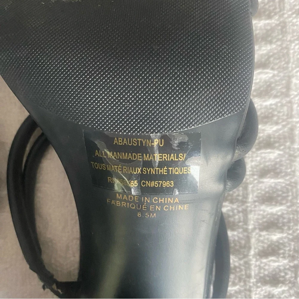 Abound Austyn Strappy sandal black size 8.5